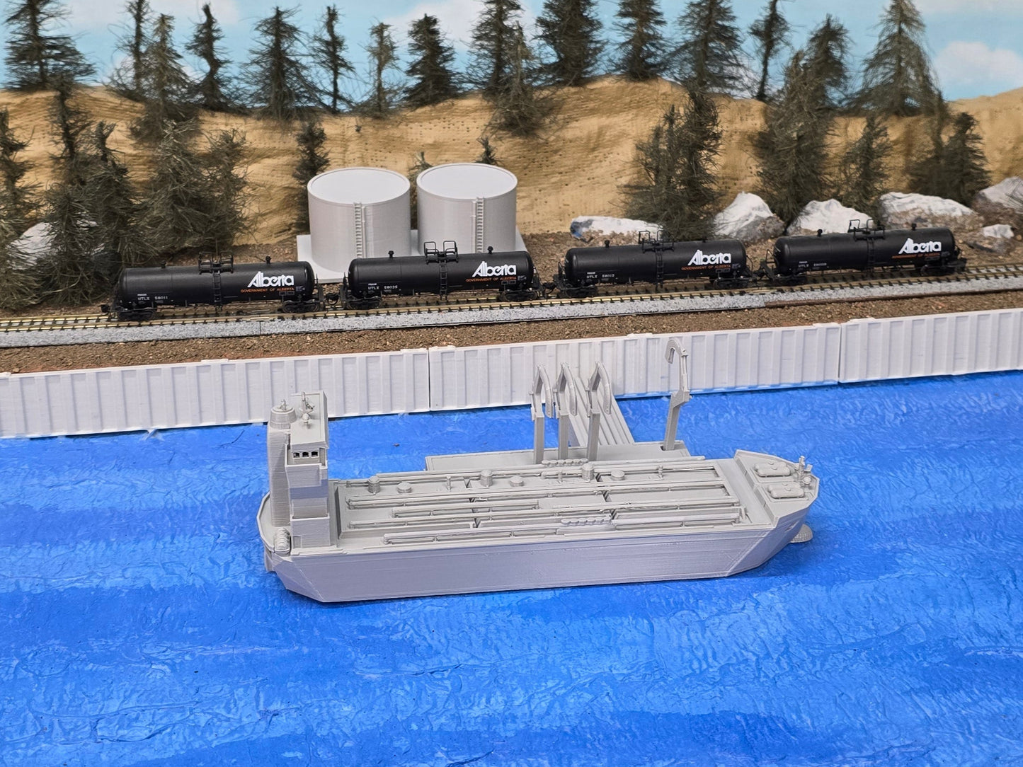 Z Scale Bulk Oil Ship