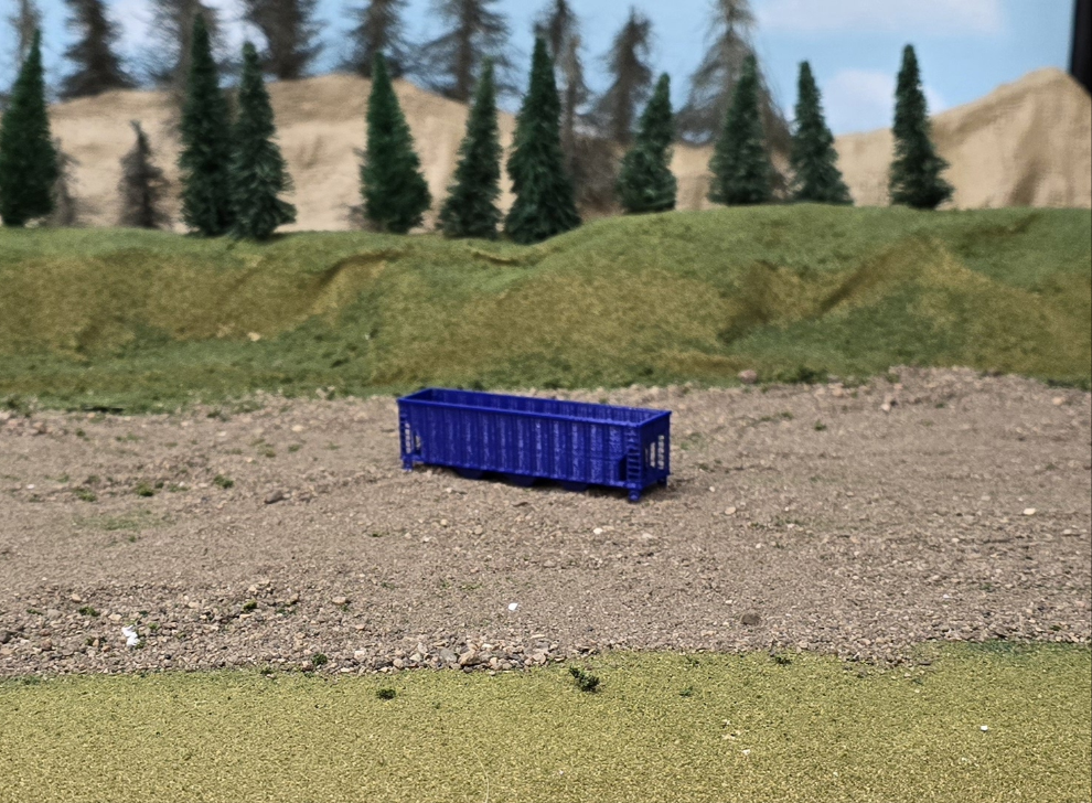 N Scale Hopper 3 bay Rolling Stock