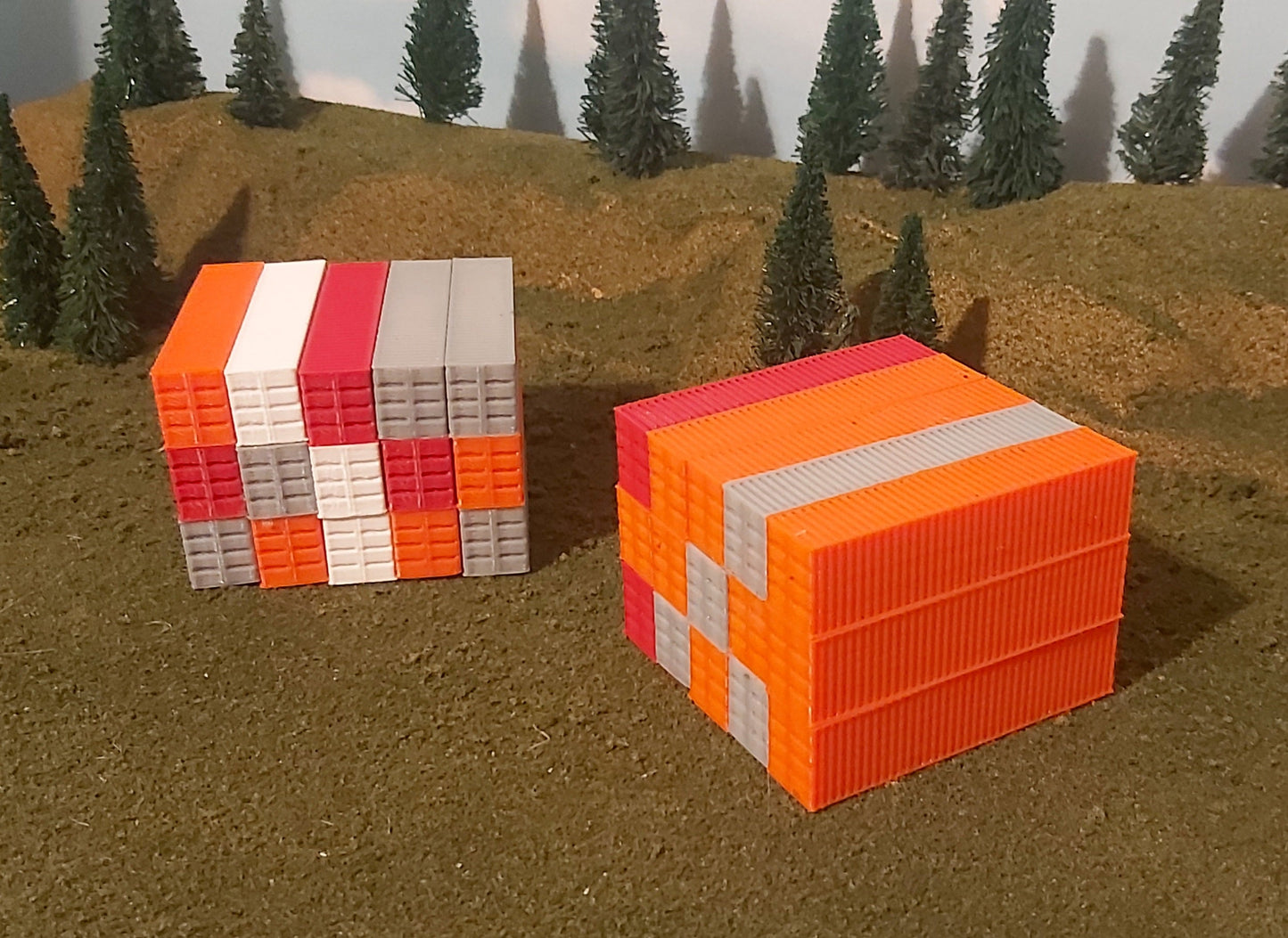 N Scale Generic 40' Cargo Containers: Versatile Model 30-Pack for Every Layout!