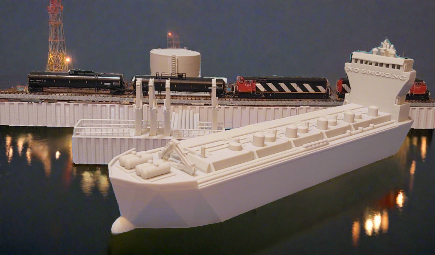 Wapiti's N Scale Oil Tanker Ship at Dock