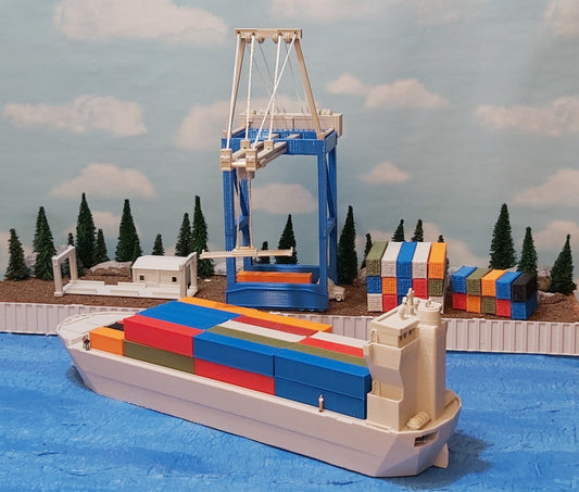 Wapiti's N Scale Cargo Ship at Port