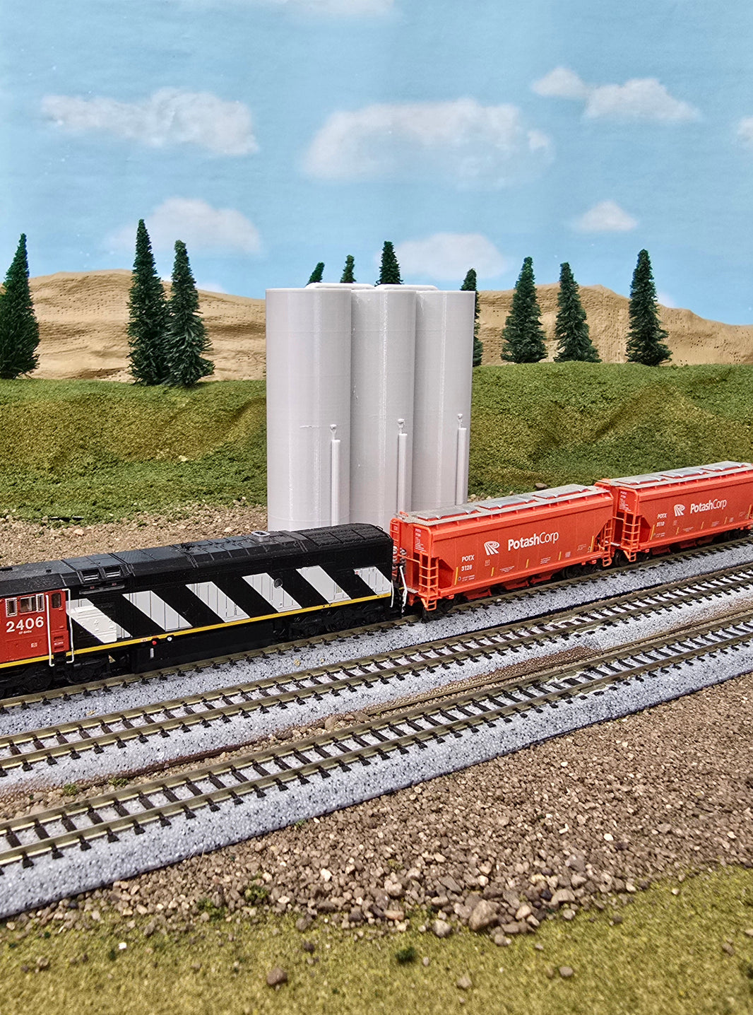 Z Scale Farm & Agriculture Building Models – Wapiti Rail – Wapiti Rail ...