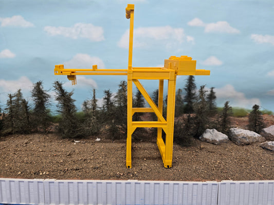 Z scale Container crane for intermodal/ Port scenes: 4 colors available